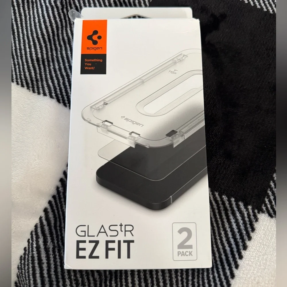 1 Pack- iPhone 14 Pro Max Spigen Screen Protector - Clear with accessories
